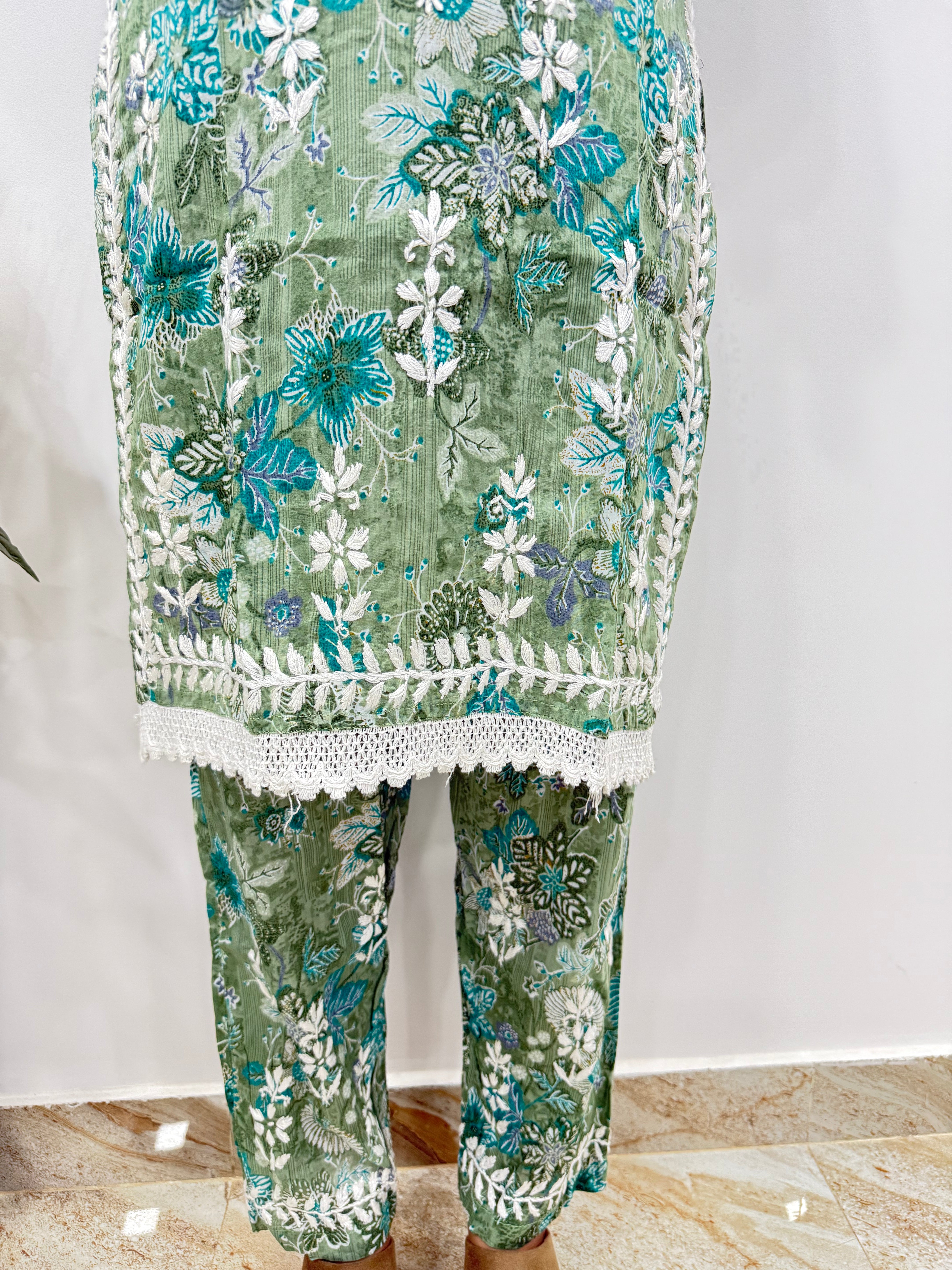 Mul Print Lucknowi Chikankari Co-Ord Set | Hand-Embroidered Cotton Kurti & Bottom